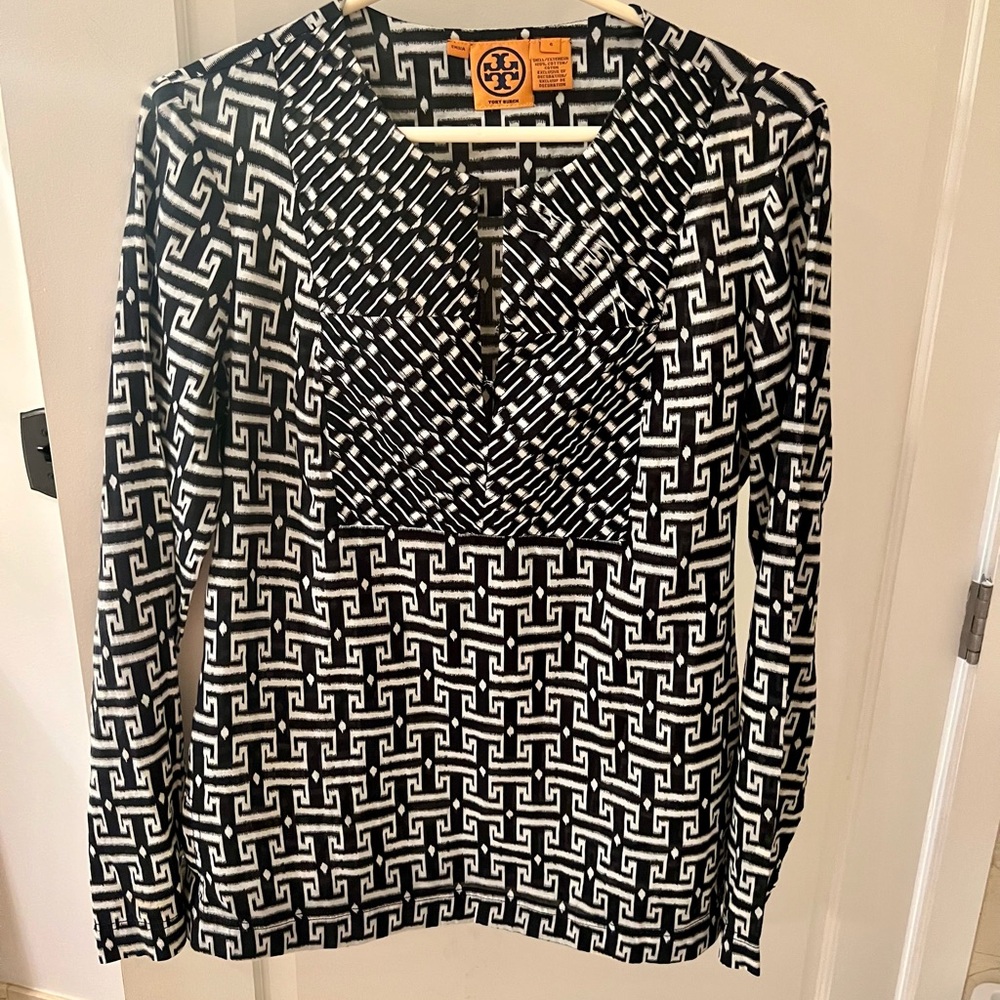Tory Burch geometric black and white cotton top